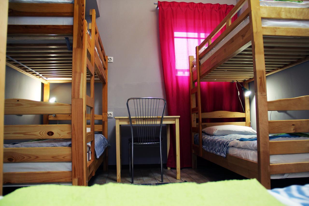 Hostel Brest-Litovsk В Центре - Заселение 24Х7 Exteriör bild